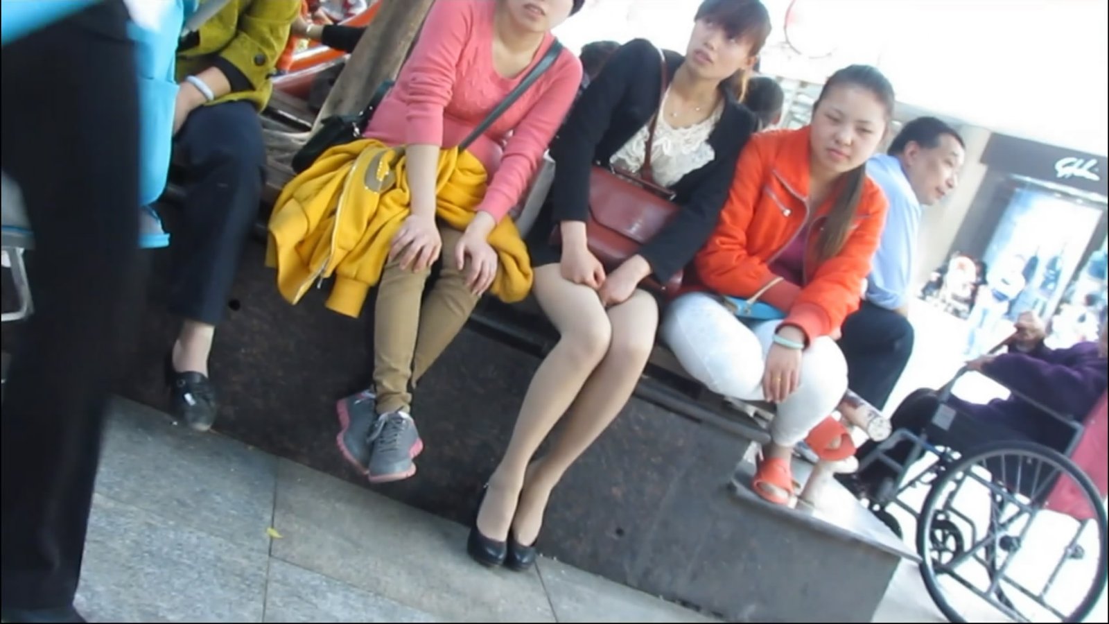 streetsnapshoep[00 01 21][20181210 195056 8]